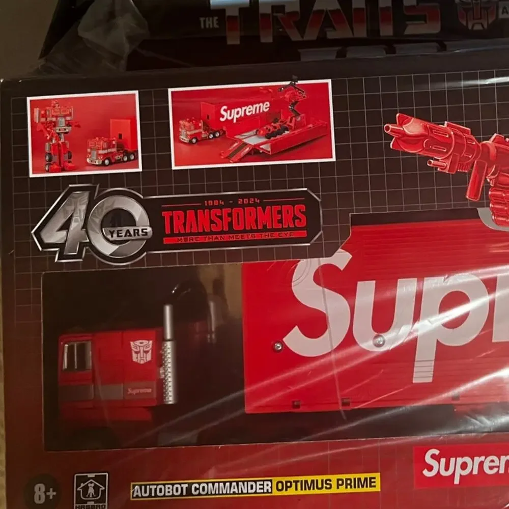 Supreme x Transformers G1 Optimus Prime Figure FW22 Factory Sealed New